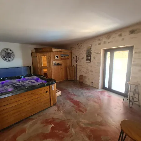Apartmán 2 Adultes Dans Un Mas Charme Et Calme Assure *