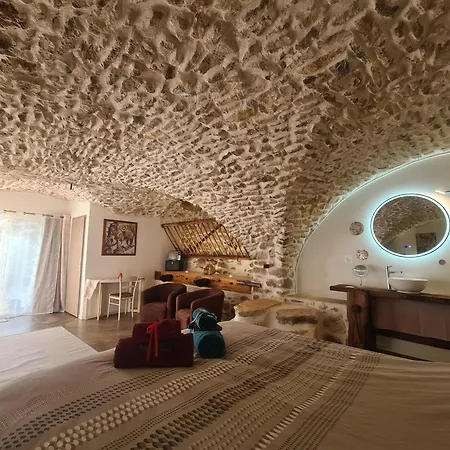 Apartamento 2 Adultes Dans Un Mas Charme Et Calme Assuré *