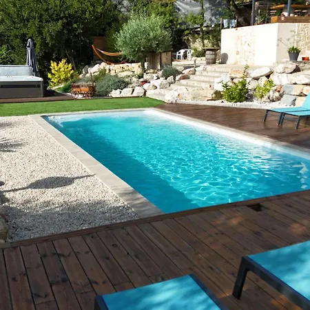 Apartmán 2 Adultes Dans Un Mas Charme Et Calme Assure *